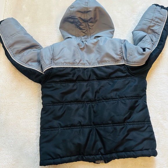 Canyon River Blues lined Hooded Puffer Jacket - Picture 9 of 13